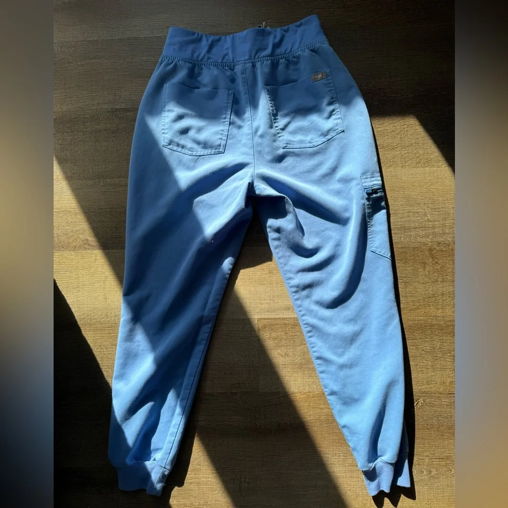 Figs Ceil Blue Women’s Scrub Pants Small - Picture 2 of 4